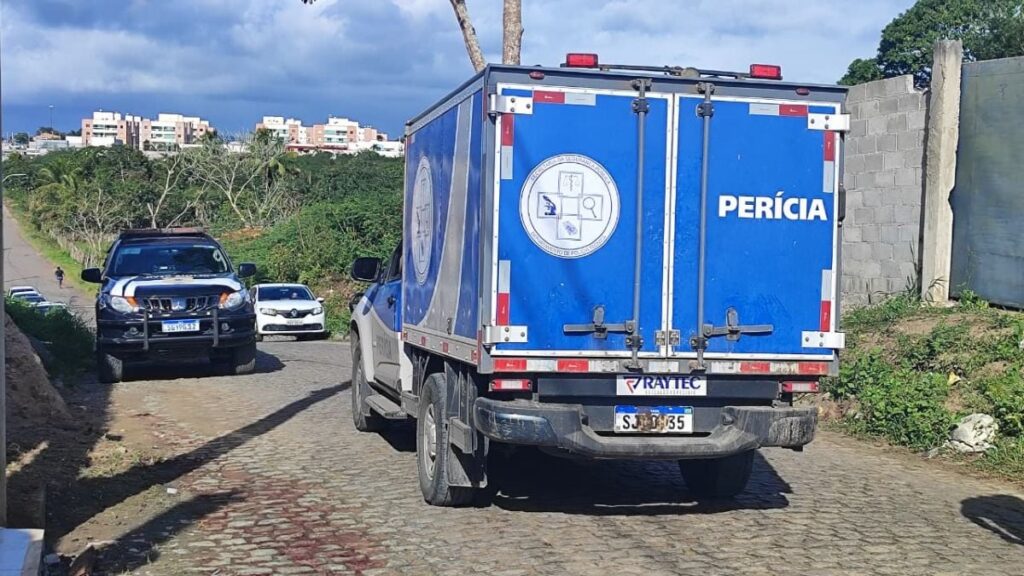 jovem entregador Jediael Jônatas Santos Lima, morre a tiros no Bairro Santo Antõnio dos Prazeres, em Feira de Santana