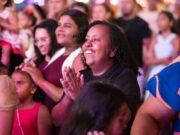 Natal Iluminado: Magia, luz e emoção tomam conta das ruas de Senhor do Bonfim com mais um Desfile Encantado
