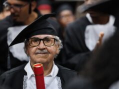 Formatura da EJA celebra conclusão do ensino médio de 293 estudantes da rede estadual de ensino