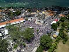 Governador celebra a fé e tradição baiana na chegada à Basílica do Senhor do Bonfim