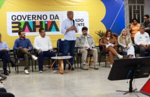 Em Senhor do Bonfim, governador se reúne com empresários e lideranças para discutir investimentos para o município